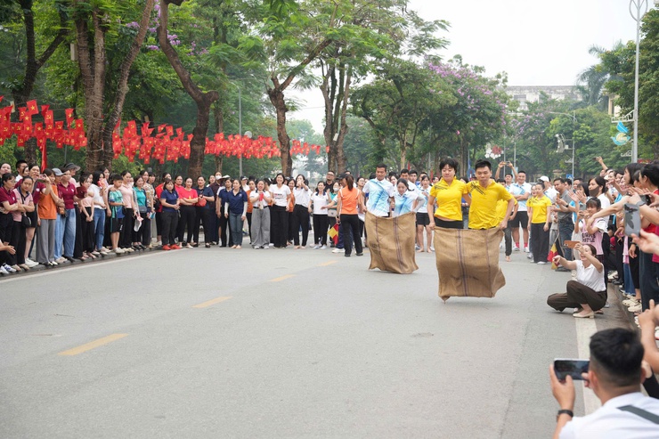 SƠN TÂY PHÁT ĐỘNG THÁNG CÔNG NHÂN VÀ THÁNG HÀNH ĐỘNG VỀ AN TOÀN VỆ SINH LAO ĐỘNG NĂM 2026- Ảnh 7.