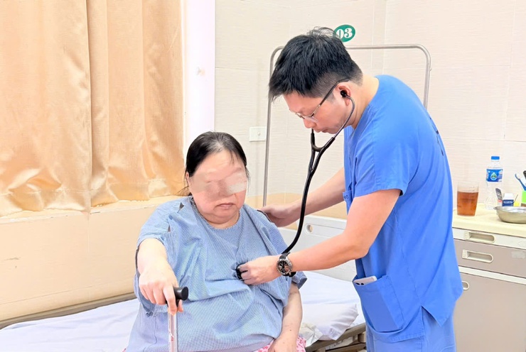 Bệnh viện đa khoa Đức Giang: Can thiệp thành công mạch máu nhỏ chi dưới giữ chi cho người bệnh đái tháo đường- Ảnh 2.