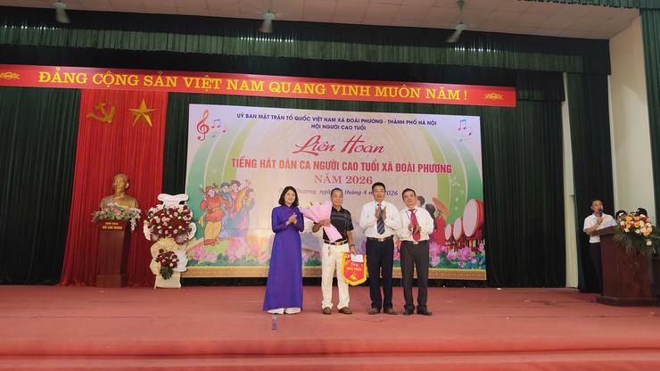 Đoài Phương rộn ràng Liên hoan tiếng hát dân ca người cao tuổi năm 2026- Ảnh 19.