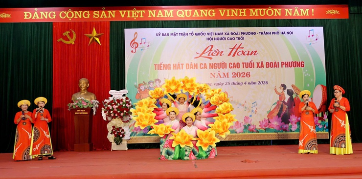 Đoài Phương rộn ràng Liên hoan tiếng hát dân ca người cao tuổi năm 2026- Ảnh 6.
