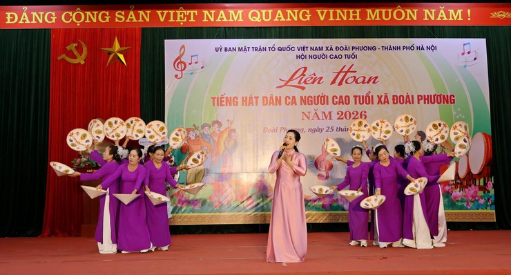Đoài Phương rộn ràng Liên hoan tiếng hát dân ca người cao tuổi năm 2026- Ảnh 9.