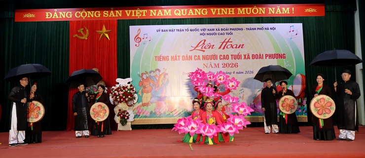Đoài Phương rộn ràng Liên hoan tiếng hát dân ca người cao tuổi năm 2026- Ảnh 14.