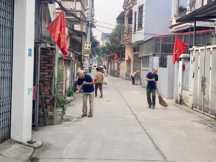 PHÚC THỌ RA QUÂN CHỈNH TRANG CẢNH QUAN MÔI TRƯỜNG, BẢO ĐẢM TRẬT TỰ ATGT PHỤC VỤ NHÂN DÂN DỊP LỄ- Ảnh 8.