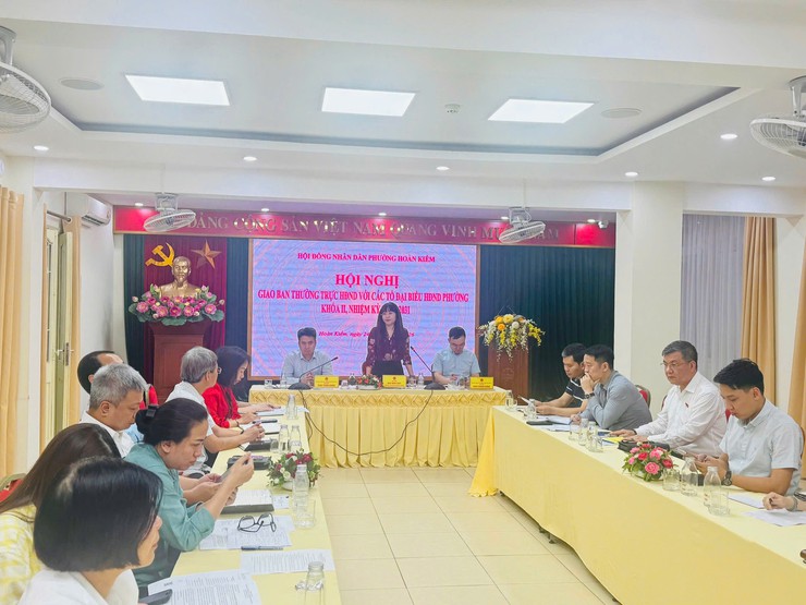 Thường trực HĐND phường giao ban với các tổ đại biểu HĐND khóa II, nhiệm kỳ 2026–2031- Ảnh 3.