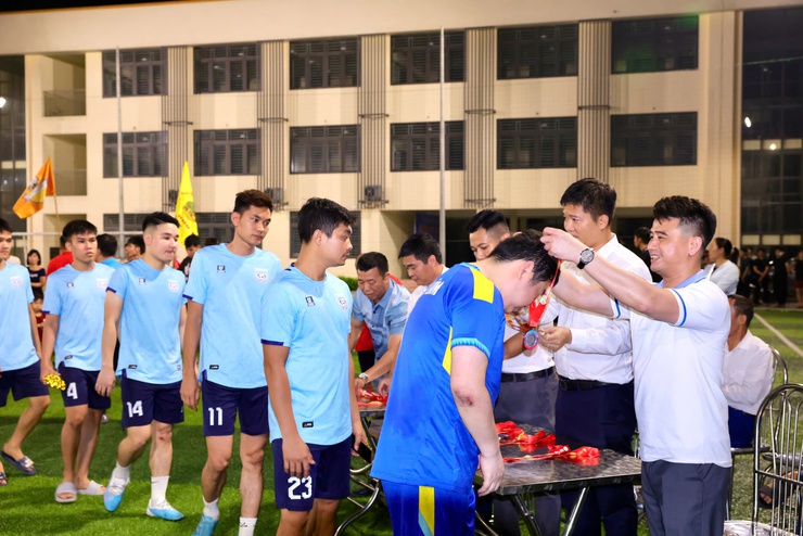 UBND XÃ THƯ LÂM TỔ CHỨC TRẬN CHUNG KẾT VÀ BẾ MẠC GIẢI BÓNG ĐÁ THANH NIÊN XÃ THƯ LÂM LẦN THỨ I NĂM 2026- Ảnh 18.