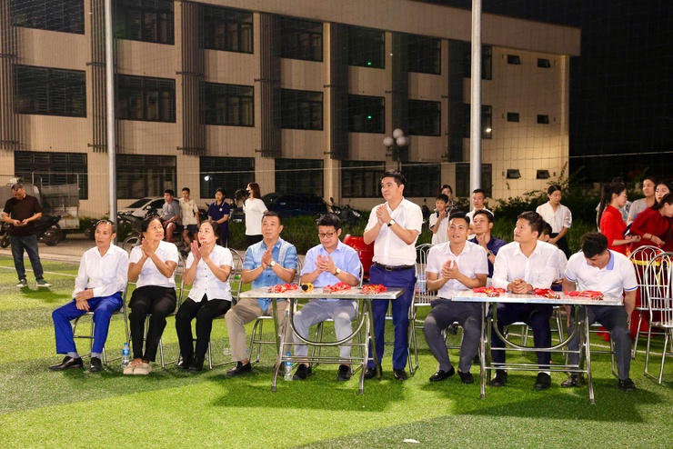 UBND XÃ THƯ LÂM TỔ CHỨC TRẬN CHUNG KẾT VÀ BẾ MẠC GIẢI BÓNG ĐÁ THANH NIÊN XÃ THƯ LÂM LẦN THỨ I NĂM 2026- Ảnh 2.