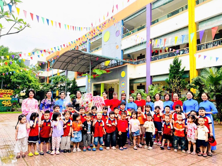 HOẠT ĐỘNG TRẢI NGHIỆM: THAM QUAN DI TÍCH LỊCH SỬ QUÊ HƯƠNG “ĐÌNH LÀNG” THÔN MỤC XÁ; CHÙA SÙNG PHÚC VÀ KHU SINH THÁI 12 CON GIÁP THÔN MỤC XÁ Hòa mình vào cội nguồn – Nâng niu tuổi thơ qua hành trình “Về làng”- Ảnh 4.