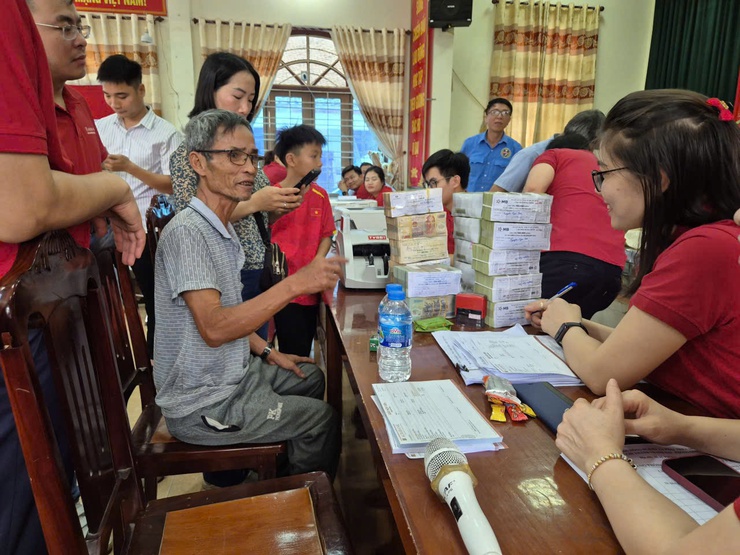 TIẾP TỤC CHI TRẢ TIỀN BỒI THƯỜNG, HỖ TRỢ GIẢI PHÓNG MẶT BẰNG KHU ĐÔ THỊ THỂ THAO OLYMPIC TẠI THÔN PHÚC THỤY- Ảnh 2.