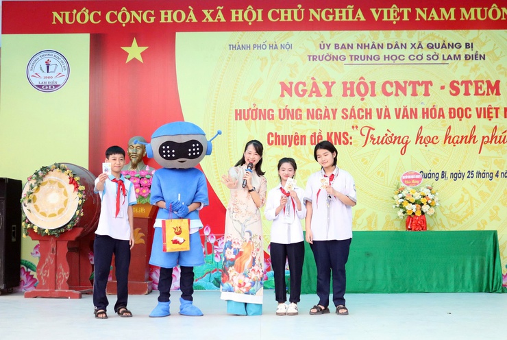 Trường THCS Lam Điền: Ngày hội công nghệ thông tin - STEM- Ảnh 5.