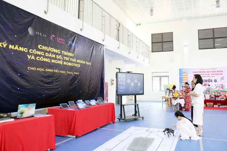 Trường THCS Lam Điền: Ngày hội công nghệ thông tin - STEM- Ảnh 7.