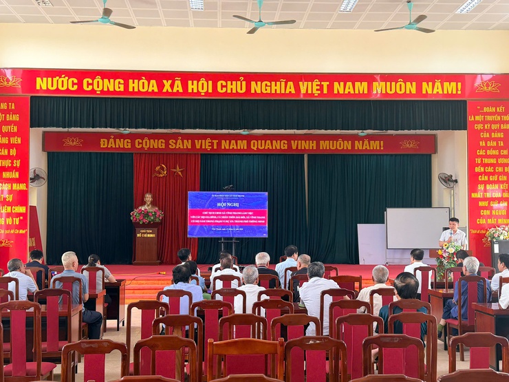 XÃ VĨNH THANH TỔ CHỨC HỘI NGHỊ TUYÊN TRUYỀN, VẬN ĐỘNG CÁC HỘ GIA ĐÌNH, CÁ NHÂN THÔN HẢI BỐI CÓ MỘ NẰM TRONG PHẠM VI THỰC HIỆN DỰ ÁN THÀNH PHỐ THÔNG MINH- Ảnh 1.