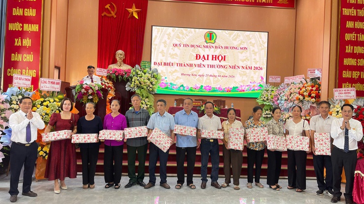 Quỹ tín dụng nhân dân Hương Sơn: Dấu ấn tăng trưởng và khẳng định vị thế phát triển bền vững- Ảnh 12.