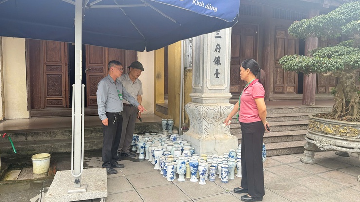 PHƯỜNG BỒ ĐỀ: RA QUÂN TỔNG VỆ SINH MÔI TRƯỜNG – ỨNG DỤNG CHUYỂN ĐỔI SỐ TRONG CÔNG TÁC PHÒNG CHỐNG DỊCH BỆNH- Ảnh 16.