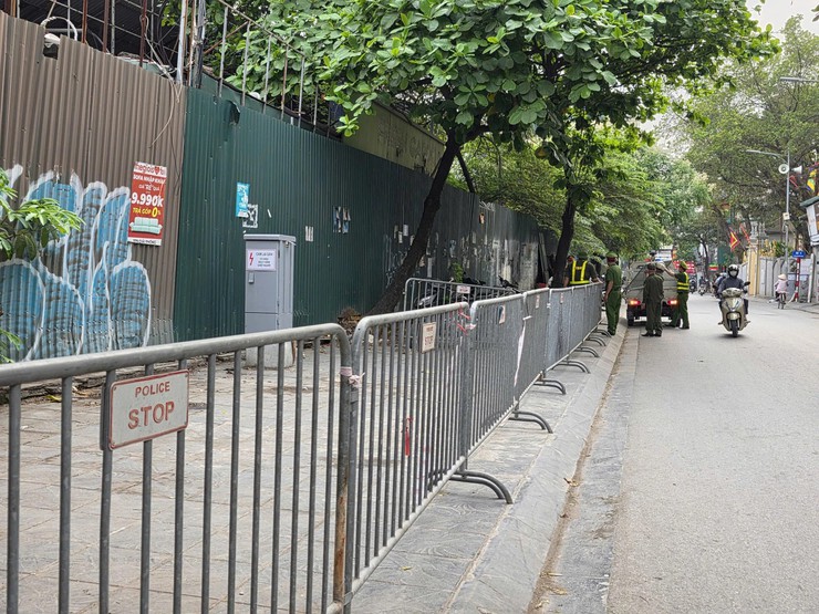Phương Tương Mai (Hà Nội): Quyết liệt dẹp sạch vỉa hè sau phản ánh của VOV- Ảnh 3.
