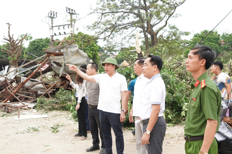 Phường Chương Mỹ hỗ trợ người dân tháo dỡ, giải phóng mặt bằng phục vụ Dự án cải tạo, nâng cấp Quốc lộ 6 đoạn Ba La – Xuân Mai- Ảnh 2.