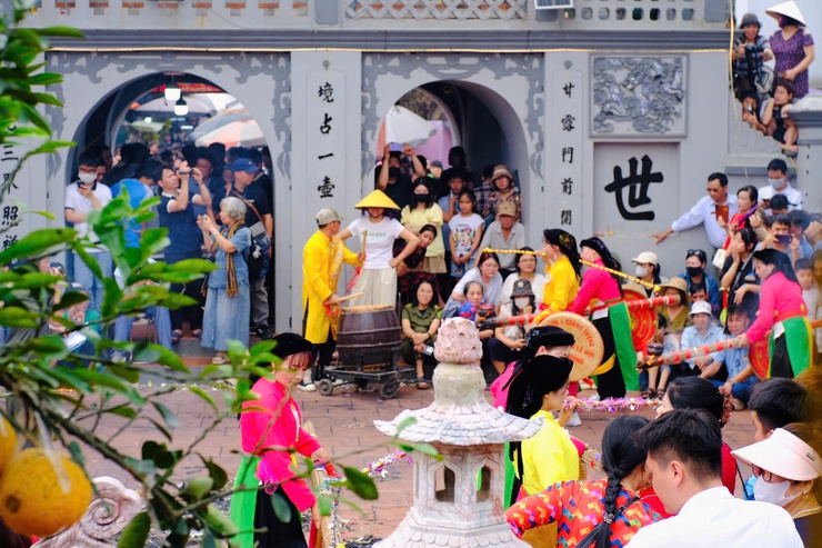 Độc đáo hội thi thổi cơm – nét đẹp văn hóa dân gian Làng Chuông- Ảnh 6.