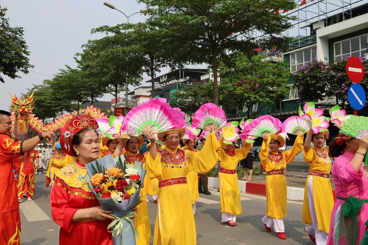 Lễ hội Đình Xuân Tảo 2026: Lan tỏa giá trị văn hóa truyền thống- Ảnh 11.