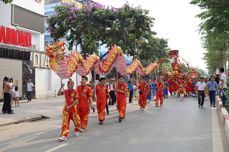 Lễ hội Đình Xuân Tảo 2026: Lan tỏa giá trị văn hóa truyền thống- Ảnh 13.