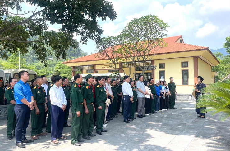 Hội Cựu chiến binh xã Phúc Lộc tổ chức hành trình về nguồn tại Khu di tích ATK Định Hóa, tỉnh Thái Nguyên- Ảnh 7.