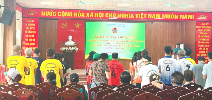 SÔI NỔI GIAO LƯU BÓNG CHUYỀN HƠI CHÀO MỪNG CÁC NGÀY LỄ LỚN- Ảnh 1.