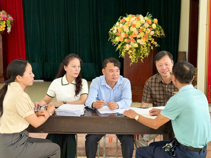 Xã Chương Dương làm việc xuyên ngày nghỉ lễ, quyết tâm đẩy nhanh tiến độ dự án Khu đô thị Thể thao Olympic
- Ảnh 1.