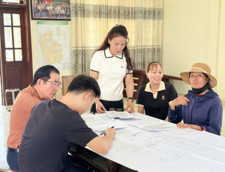 Xã Chương Dương làm việc xuyên ngày nghỉ lễ, quyết tâm đẩy nhanh tiến độ dự án Khu đô thị Thể thao Olympic
- Ảnh 2.