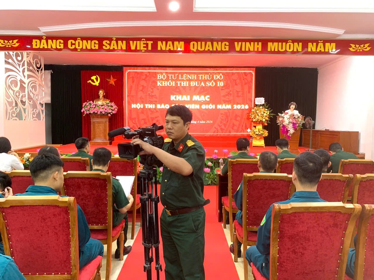 Hội thi Báo cáo viên giỏi Khối thi đua số 10: Tuyên truyền Nghị quyết Đại hội lần thứ XIV của Đảng- Ảnh 4.