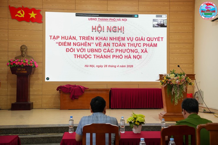 XÃ HƯNG ĐẠO THAM DỰ HỘI NGHỊ TẬP HUẤN TRIỂN KHAI NHIỆM VỤ GIẢI QUYẾT “ĐIỂM NGHẼN” VỀ AN TOÀN THỰC PHẨM- Ảnh 2.