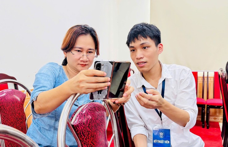 Chuyển đổi số từ nền tảng quản trị: Nam Phù kiến tạo môi trường làm việc hiện đại, minh bạch- Ảnh 5.