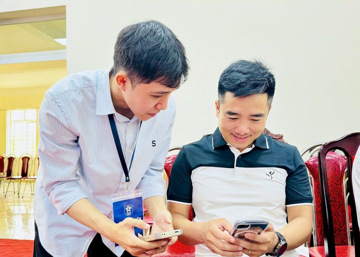 Chuyển đổi số từ nền tảng quản trị: Nam Phù kiến tạo môi trường làm việc hiện đại, minh bạch- Ảnh 3.