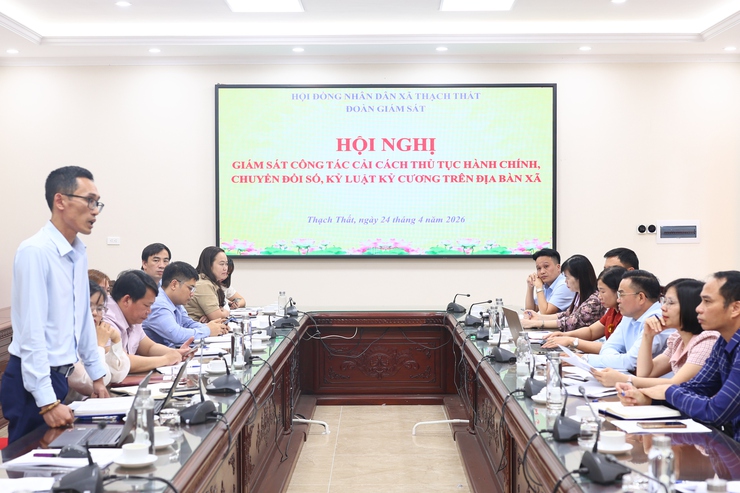 THƯỜNG TRỰC HĐND XÃ THẠCH THẤT GIÁM SÁT CHUYÊN ĐỀ VỀ CẢI CÁCH TTHC, CHUYỂN ĐỔI SỐ VÀ KỶ LUẬT, KỶ CƯƠNG HÀNH CHÍNH- Ảnh 4.