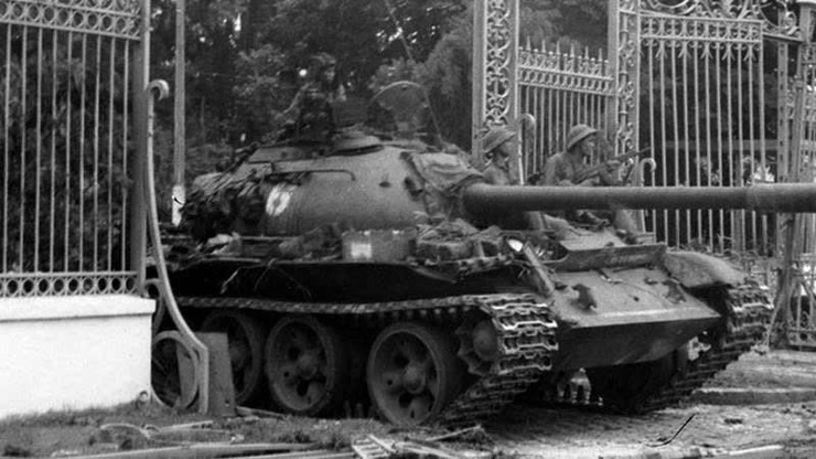 BÀI TUYÊN TRUYỀN KỶ NIỆM 51 NĂM NGÀY GIẢI PHÓNG MIỀN NAM (30/4/1975 - 30/4/2026) VÀ NGÀY QUỐC TẾ LAO ĐỘNG (01/05)- Ảnh 2.