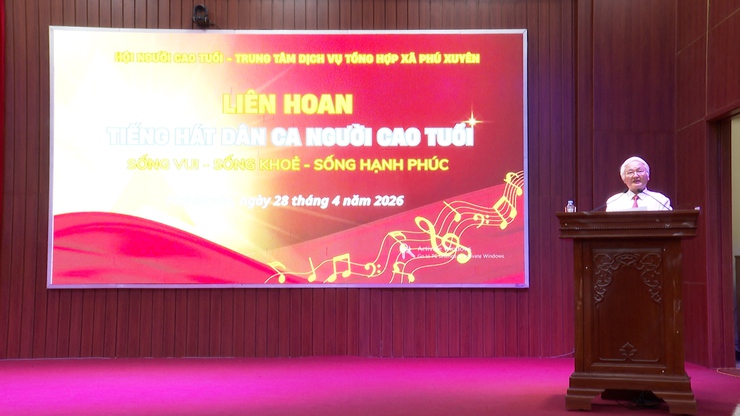 Sôi nổi Liên hoan “Tiếng hát dân ca Người cao tuổi” xã Phú Xuyên năm 2026- Ảnh 4.