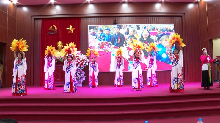 Sôi nổi Liên hoan “Tiếng hát dân ca Người cao tuổi” xã Phú Xuyên năm 2026- Ảnh 10.