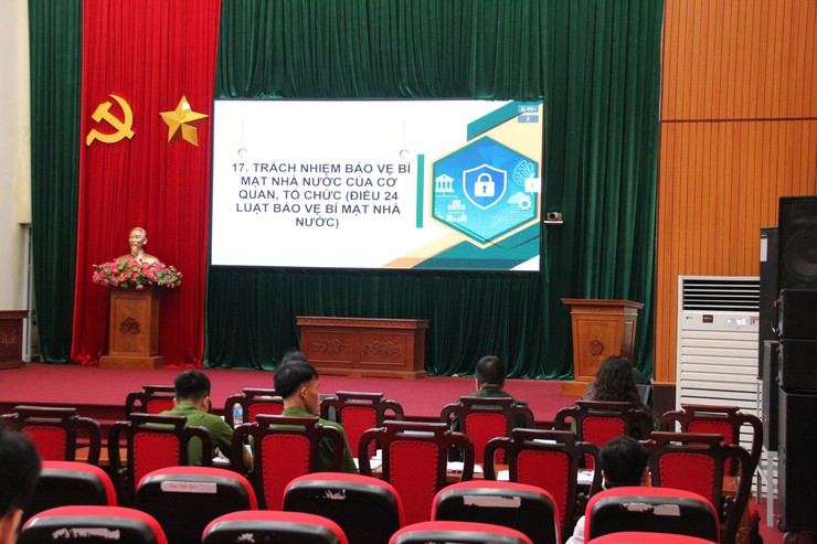 Hòa Lạc tham dự hội nghị trực tuyến tập huấn công tác bảo vệ bí mật nhà nước và bảo đảm an ninh mạng

- Ảnh 6.