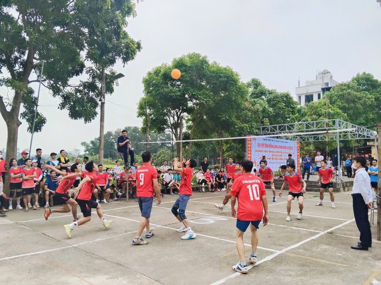 KHAI MẠC GIẢI THỂ THAO THÔN, LÀNG, CÔNG NHÂN VIÊN CHỨC LAO ĐỘNG XÃ NỘI BÀI NĂM 2026- Ảnh 4.