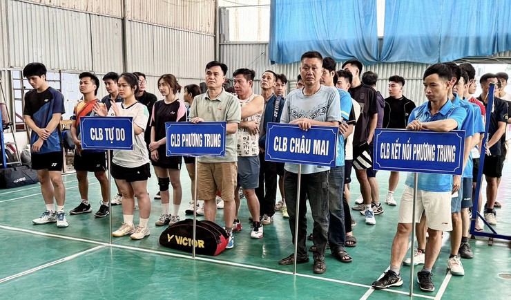 SÔI NỔI GIẢI CẦU LÔNG XÃ THANH OAI MỪNG LỄ HỘI LÀNG CHUÔNG 10/3, CHÀO MỪNG KỶ NIỆM 51 NĂM NGÀY GIẢI PHÓNG MIỀN NAM (30/4/1975 - 30/4/2026) VÀ 140 NĂM NGÀY QUỐC TẾ LAO ĐỘNG (1/5/1886 - 1/5/2026)- Ảnh 1.