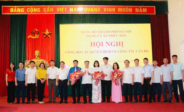 PHÚC SƠN CÔNG BỐ CÁC QUYẾT ĐỊNH VỀ CÔNG TÁC CÁN BỘ- Ảnh 1.