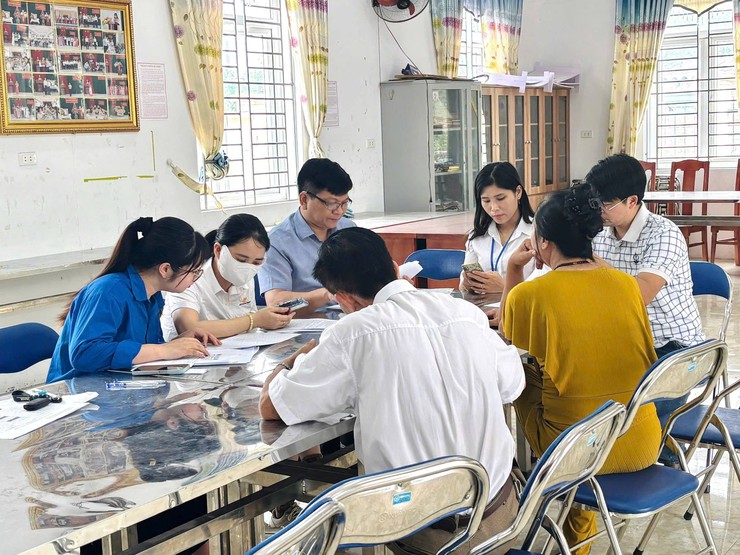 Chi nhánh số 09: Tăng cường phục vụ, đưa dịch vụ công đến gần hơn với người dân- Ảnh 3.