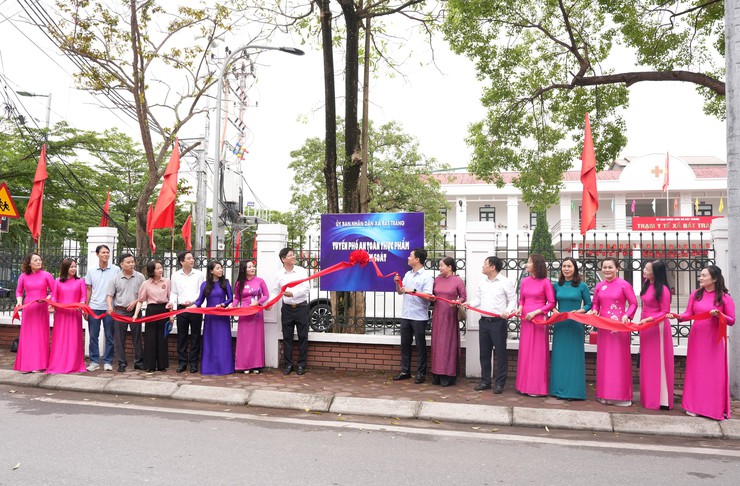 Bát Tràng phát động "Tháng hành động vì an toàn thực phẩm năm 2026"; Ra mắt tuyến phố an toàn thực phẩm- Ảnh 5.
