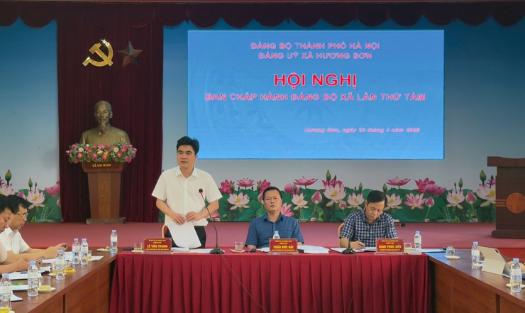 Hội nghị Ban Chấp hành Đảng bộ xã Hương Sơn lần thứ VIII: Siết kỷ cương, tăng tốc thực hiện nhiệm vụ- Ảnh 4.