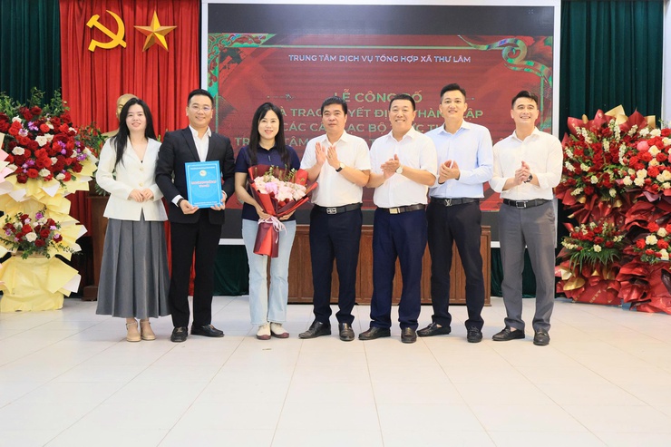 TRUNG TÂM DỊCH VỤ TỔNG HỢP XÃ THƯ LÂM TỔ CHỨC LỄ CÔNG BỐ VÀ TRAO QUYẾT ĐỊNH THÀNH LẬP CÁC CÂU LẠC BỘ TRỰC THUỘC TRUNG TÂM- Ảnh 9.