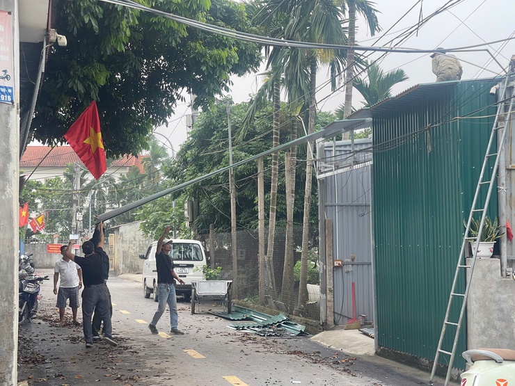 PHÚC THỌ: LAN TỎA TINH THẦN TỰ GIÁC THÁO DỠ CÔNG TRÌNH VI PHẠM CỦA CÁC HỘ DÂN THÔN BƯỚM- Ảnh 2.