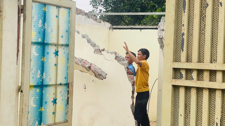 PHÚC THỌ: LAN TỎA TINH THẦN TỰ GIÁC THÁO DỠ CÔNG TRÌNH VI PHẠM CỦA CÁC HỘ DÂN THÔN BƯỚM- Ảnh 3.