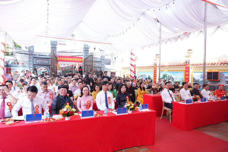 Xã Phù Đổng: khánh thành công trình tu bổ, tôn tạo Đình Hạ Thôn và gắn biển công trình chào mừng Đại hội đại biểu toàn quốc MTTQ Việt Nam lần thứ XI, nhiệm kỳ 2026 – 2031- Ảnh 1.