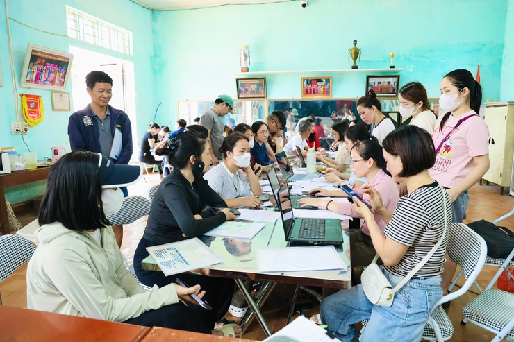 BHXH cơ sở Quốc Oai hướng dẫn tham gia BHXH bắt buộc cho 250 chủ hộ kinh doanh cá thể xã Phú Nghĩa- Ảnh 2.