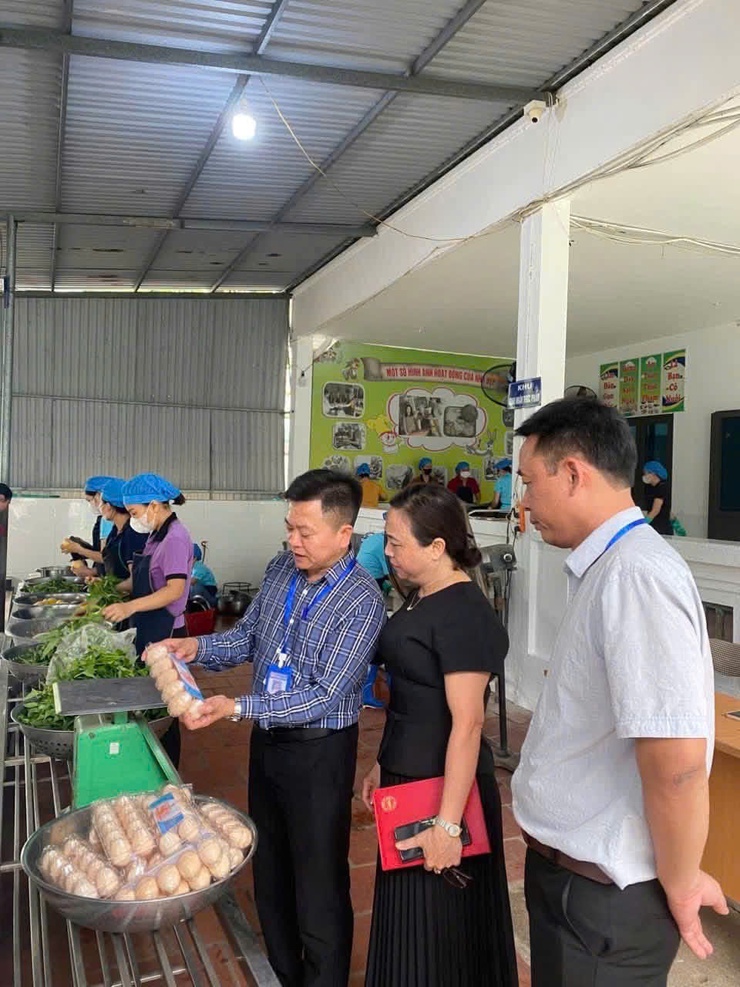 SÓC SƠN TĂNG CƯỜNG KIỂM TRA, BẢO ĐẢM AN TOÀN THỰC PHẨM- Ảnh 3.