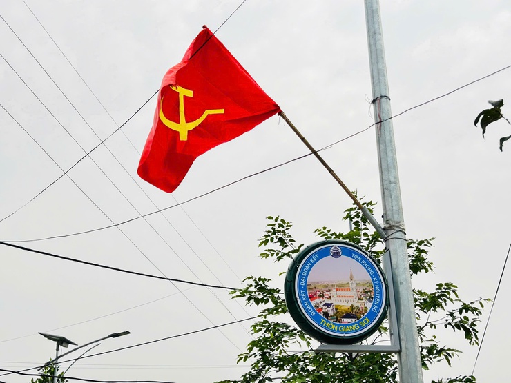 GIANG SOI RỰC RỠ SẮC MÀU ĐẠI ĐOÀN KẾT, CHUNG TAY XÂY DỰNG QUÊ HƯƠNG GIÀU ĐẸP- Ảnh 2.