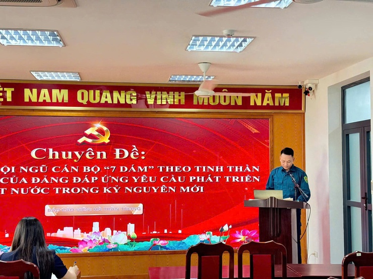Phường Đông Ngạc đạt giải Ba Hội thi Báo cáo viên giỏi cụm thi đua số 8- Ảnh 1.