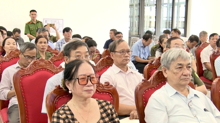 UBND - BCĐ thực hiện phong trào toàn dân bảo vệ ANTQ xã Thư Lâm tổ chức Lễ ra mắt 02 mô hình “Giao ban, rà soát tình hình an ninh trật tự tại các thôn, khu dân cư, tổ dân phố”- Ảnh 8.